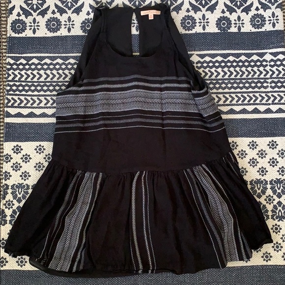 Gibson Latimer Tops - Cute black/grey/white peplum!